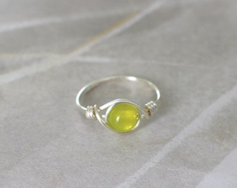 Green quartz ring, green stone ring, gemstone ring, wire wrapped ring, quartz ring, green stone ring, silver ring, sterling silver ring,