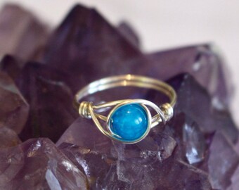 Quartz ring, blue stone ring, silver wire ring, wire wrapped ring, custom wire ring, gemstone ring, stone wire ring, silver ring, dainty