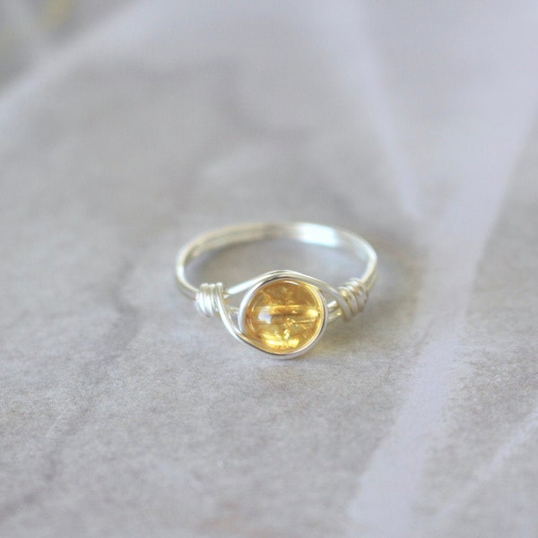 Citrine ring, wire wrapped ring, citrine wire ring, wire ring, dainty stone ring, citrine gemstone ring, sterling silver ring, gemstone ring