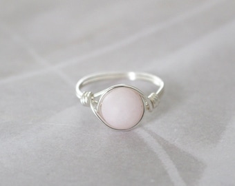Rose quartz ring, quartz ring, pink stone ring, rose quartz wire ring, wire wrapped ring, silver wire ring, silver ring, gemstone wire ring