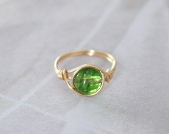 Peridot quartz ring, peridot ring, green stone ring, green quartz ring, peridot wire ring, sterling silver ring, gemstone wire ring, gold
