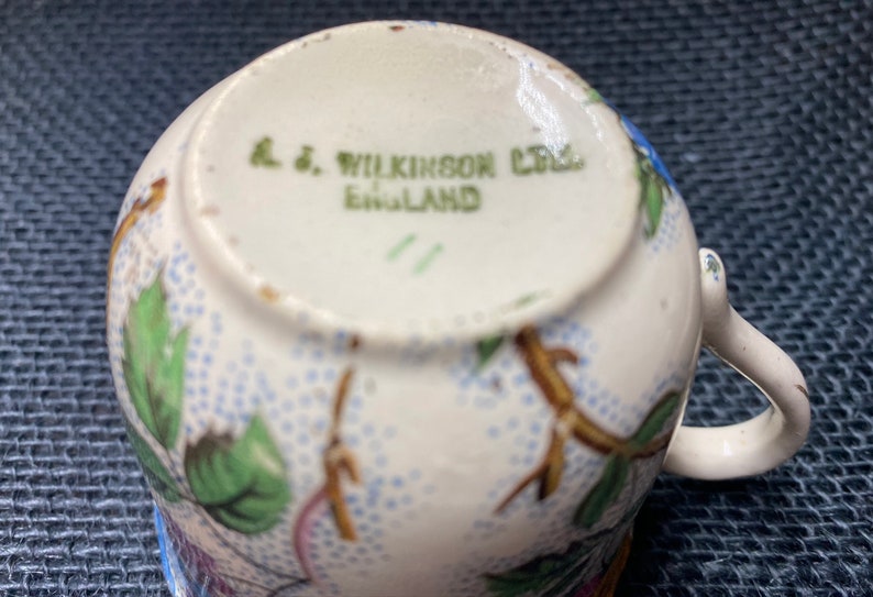Vintage A J Wilkinson Gold Trim Tea Cup and Saucer Display Stand NOT Included