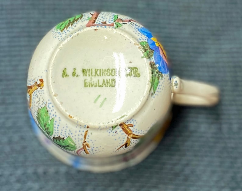 Vintage A J Wilkinson Gold Trim Tea Cup and Saucer Display Stand NOT Included