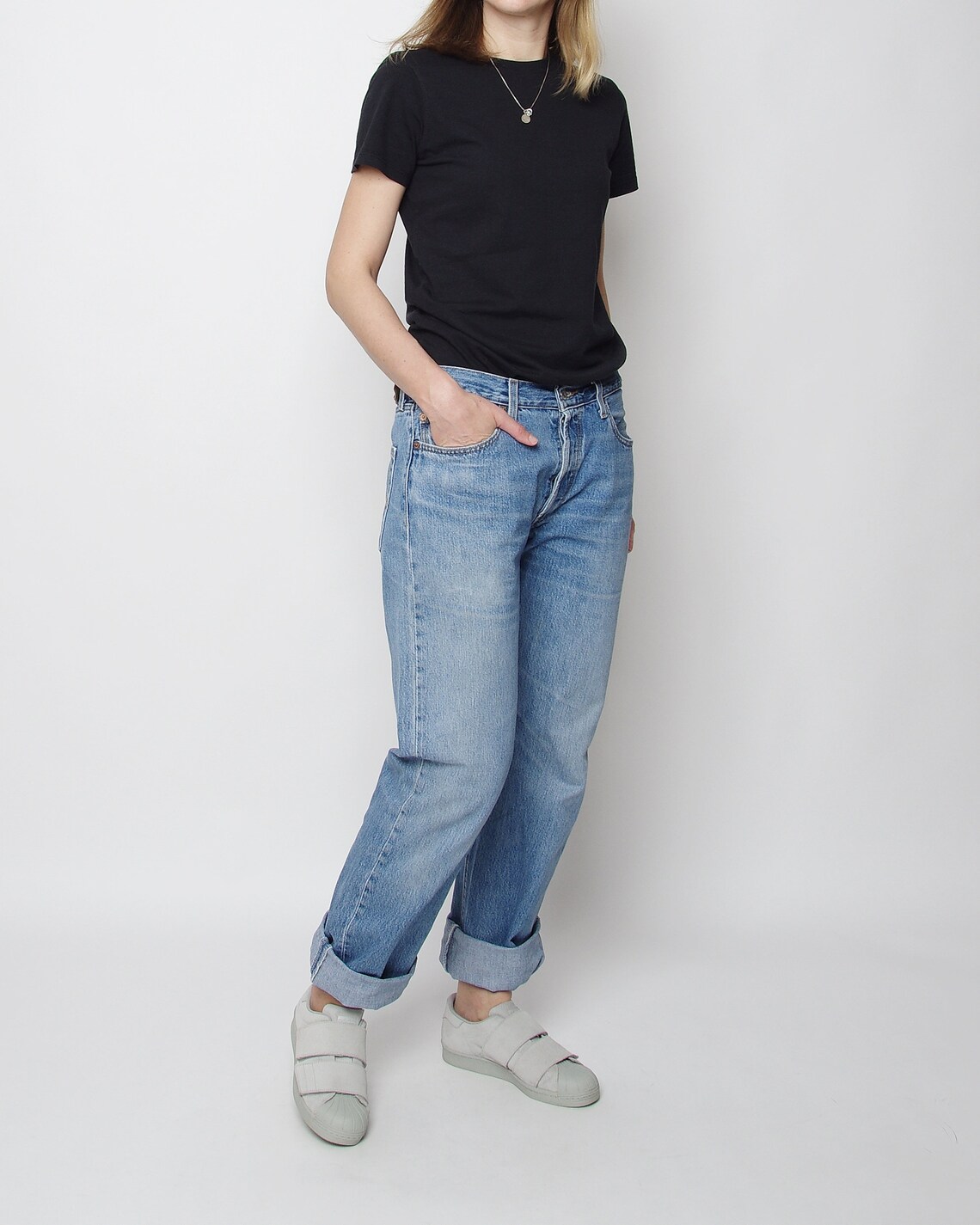 levi's 90's 501 jeans in mid wash blue