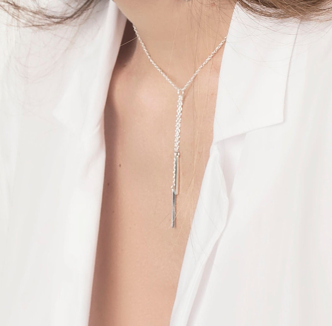 Short lariat necklace deals