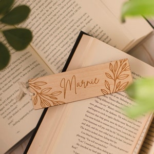 Personalised Botanical Wooden Bookmark Gift For Him Her Mum