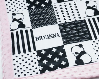 E&A Luxury Soft Fleece Baby Blanket Jungle Design 75 x 100cm for Babies from Newborn Baby Panda Pink