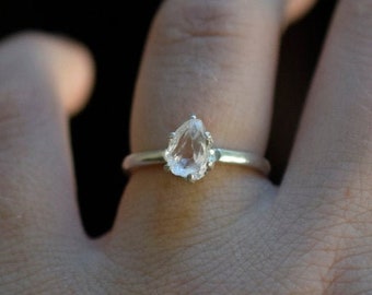 Anillo de compromiso, Anillo de diamantes en bruto, Anillo de diamantes, Anillo de compromiso sin cortar, Rough Uncut Raw Stone Promise Simple Solitaire Minimalist Dainty