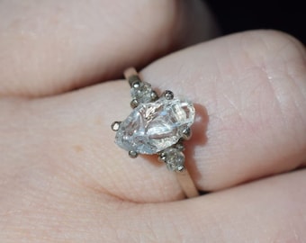Size 6.5 14k Gold Diamond Ring, Raw Diamond Engagement Ring, Solid Gold Engagement Ring, Rough Diamond Ring, Raw Diamond Ring, Avellogift