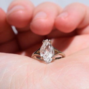 Size 5 14k Gold Diamond Ring, Raw Diamond Engagement Ring, Solid Gold Engagement Ring, Rough Diamond Ring, Raw Diamond Ring gift