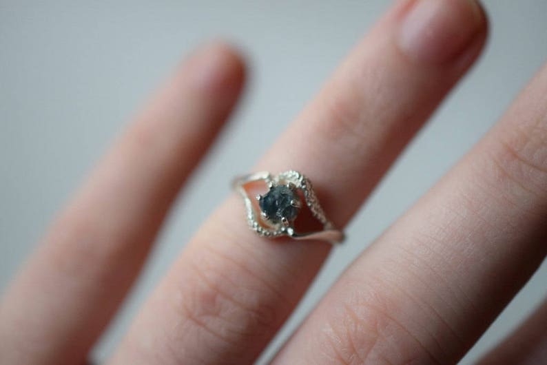 Raw Stone Ring, Art Deco Ring Raw Diamond Ring Uncut Engagement Ring Handmade Sapphire ring Peridot minimalist anniversary gift for woman image 4