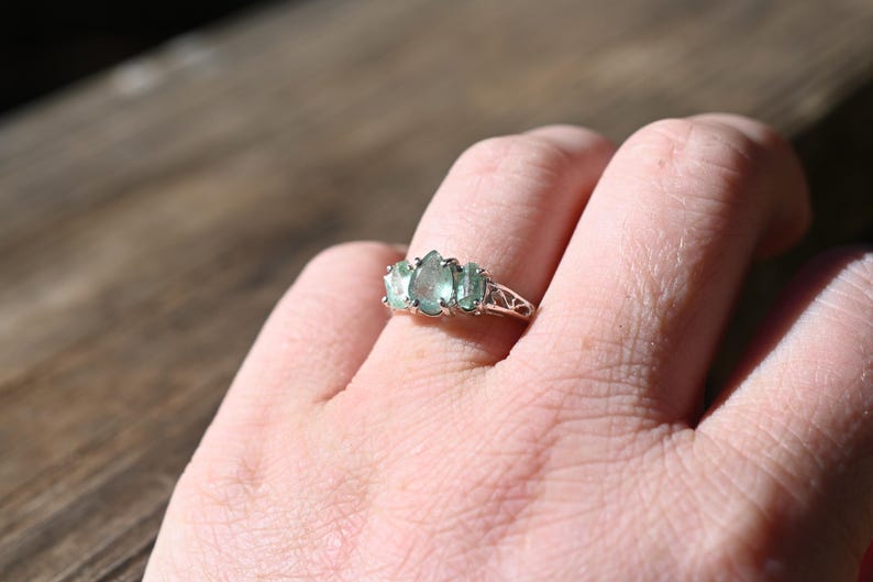 Filagree Ring Pattern Triple Emerald Engagement Ring Size 8 - Etsy