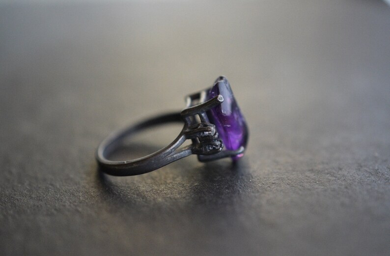 Raw Diamond and Amethyst Engagement Ring Rough Diamond Wedding Band Unique Gemstone Sterling Silver Promise Ring Size 5 Engagement zdjęcie 3