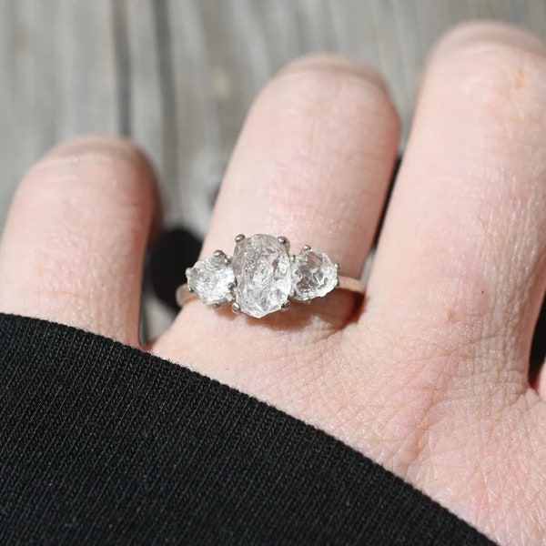Engagement ring, raw diamond ring, raw stone ring, alternative engagement ring, unique rough diamond size 3 4 5 6 7 8 9 10 11 12 13 gift