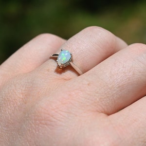Opalring, Birnen-Opalring, natürlicher Opal, alternativer Diamant-Verlobungsring, Schmuck für sie, Geburtstagsgeschenk, Größe 6 Sterlingsilber