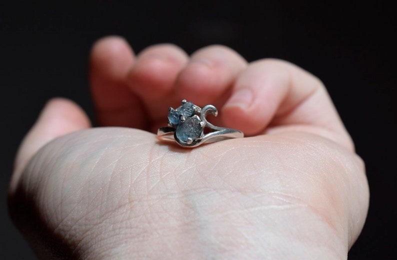 Sapphire Engagement Ring Sapphire Ring Natural Blue Sapphire Rustic unique alternative women unconventional crystal anniversary