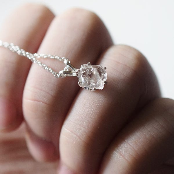 Dainty Sterling Silver Raw Diamond Necklace, Rough Diamond Necklace, Uncut Diamond Necklace Delicate Diamond Necklace Sterling Silver Avello