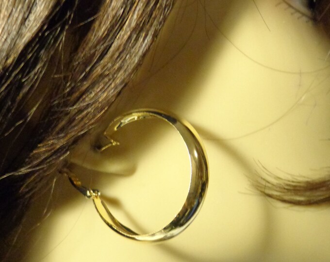 Gold hoop earrings 1.5 inch Clearance