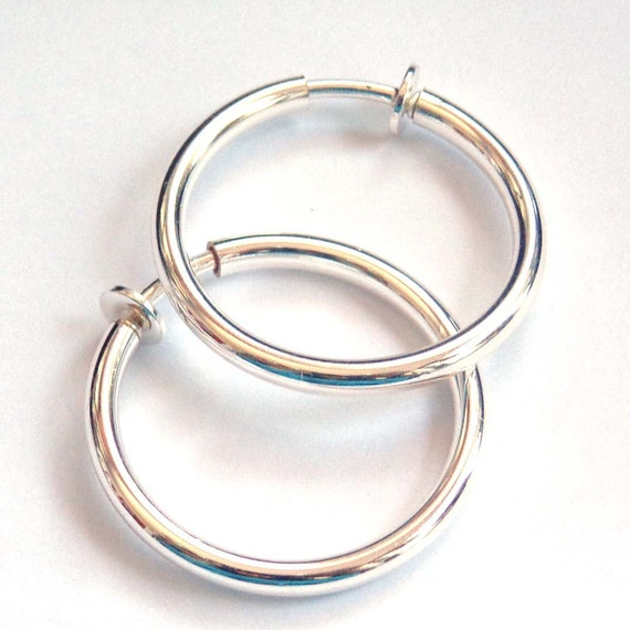 Clip-on Earrings Wavy Hoop Earrings 1 inch Hypo-Allergenic Gold or Silver Tone