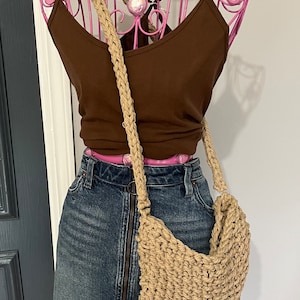 Market bag handmade knit tote recycled cotton strap loose weave macrame style earth friendly environmental chunky funky boho sustainable