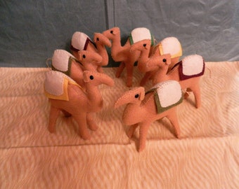 Felt Standing Camels Bible Teaching Aid