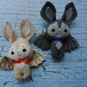 Felt  Bats Fall Decoration Ornament Softie Plushie by Noialand