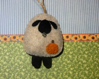 Felt Rustic Primitive Sheep Autumn Fall Ornament