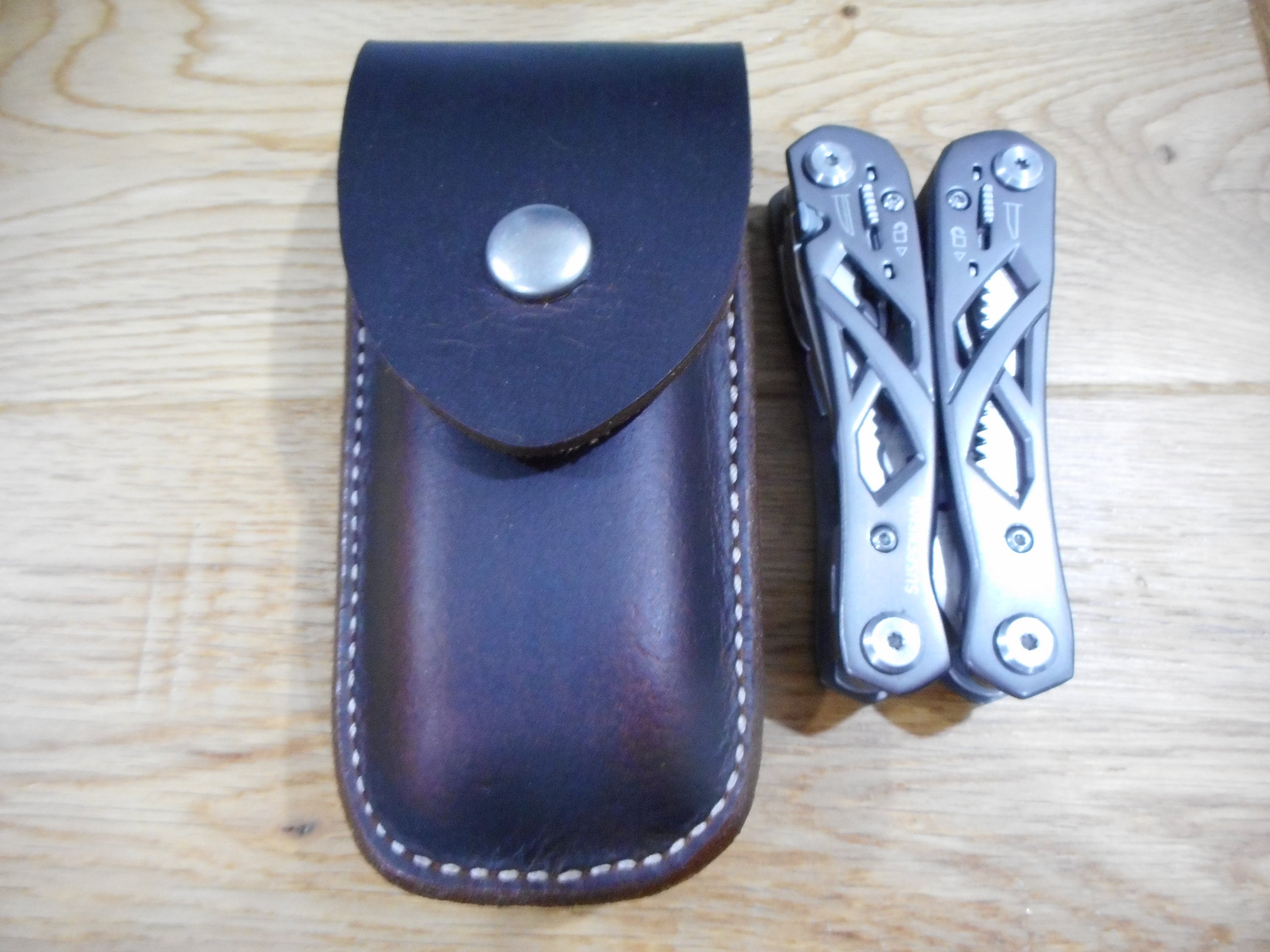 Gerber Suspension. Crazy Horse Leather Sheath. Plain Flap. Sheath
