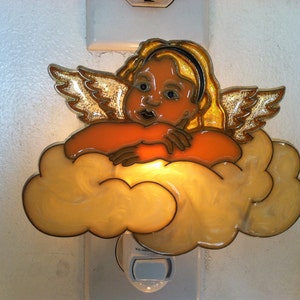 Angel in Clouds night Light with  4 watt  on/off switch