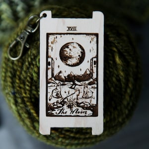 The Moon Tarot Card Spinners Control Tool , WPI (Wraps per Inch) Ruler made from maple wood for yarn gauge : Major Arcana Tarot Card Deck