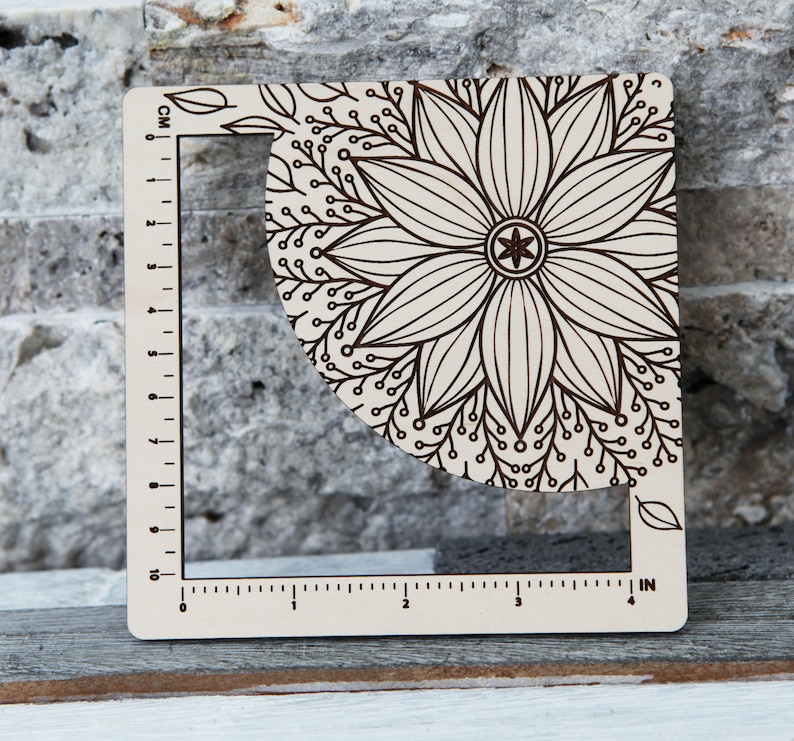 Flower Mandala Gauge Swatch Measurement Ruler in 4 Inches and 10 ...