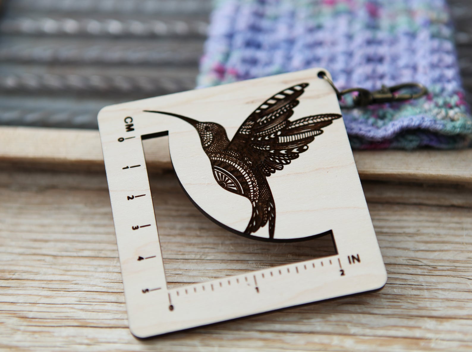 Hummingbird Gauge Swatch Measurement Ruler in Inches and Centimeters ...