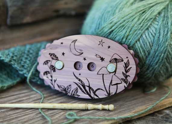 Knitting and Crochet Row Counter. Stars and Crescent Moon With Forest  Plants Made From Wood. Turn the Dials to Keep Progress of Your Rows. 