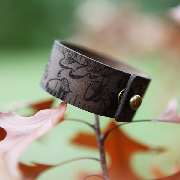 Oak Leaves Acorn Leather Ruler Cuff made from reclaimed distressed leather with a bronze stud for measuring knitting, sewing & fiber project