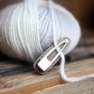 Clip for yarn ball or hair. Engraved wood clip with bird feather. Great for loose ends on yarn or hair barrette. image 8