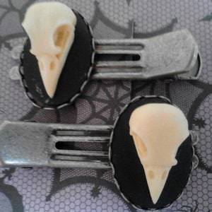 The Raven Skull Cameo hair clips