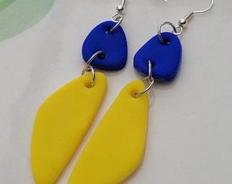 Help Ukraine - Drop earrings in Ukrainian flag colours