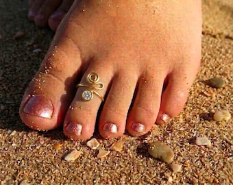 Elegant Swirl Toe Ring, Crystal Foot Jewellery, Summer Sandals Accessory