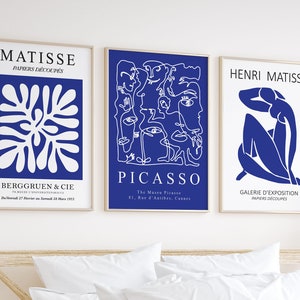 Conjunto de 3 impresiones de Matisse, arte mural en azul real, pósteres de moda imprimibles con dibujos lineales de Picasso para exposiciones abstractas, pared de galería en azul marino cobalto.