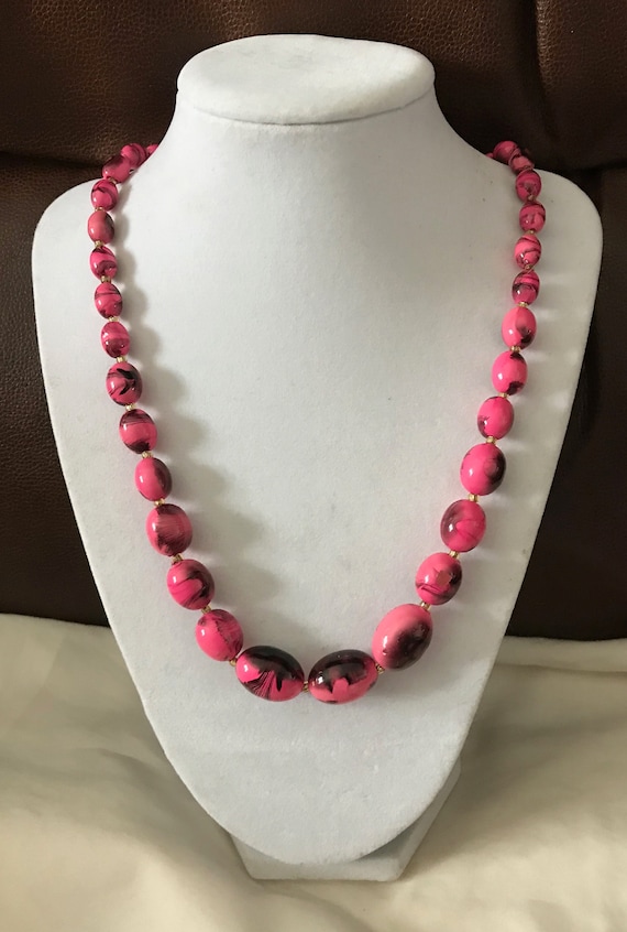 Pink Swirled Black Lucite Graduated Beads Glass Go