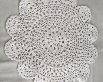 Medium Vintage 11 Inch Handmade White Crocheted Doily Seashell Edging