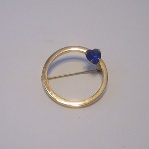 1970s vintage Blue Rhinestone Heart Gold Circle Pin Brooch September Birthstone