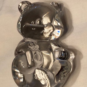 Vintage Fenton Clear Glass Sitting Bear Paperweight Figurine