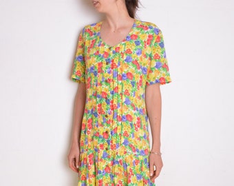 90's low waist floral midi dress, buttoned up multicolor happy dress, yellow, white, blue, red and green short sleeve tea dress retro grunge