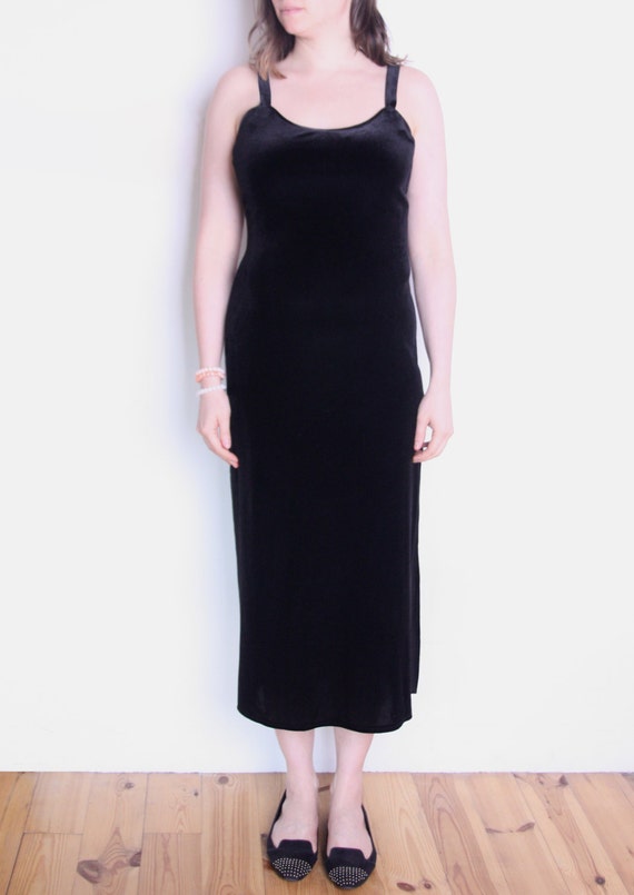 black velvet midi dress