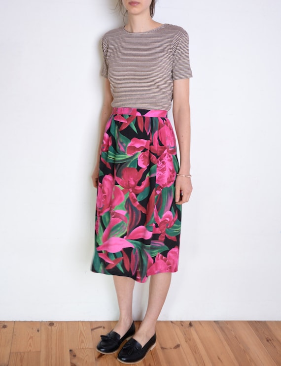 Iris flower skirt hotsell