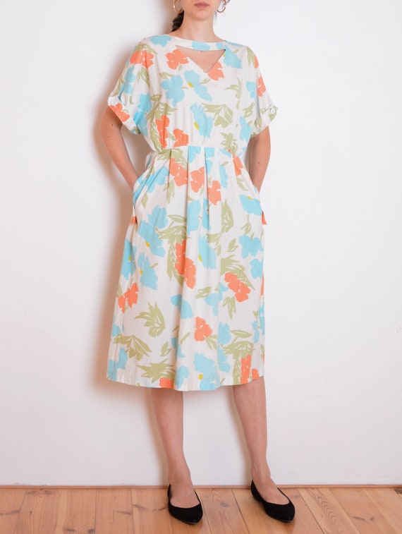 80's buttoned back dress, floral print midi dress… - image 1
