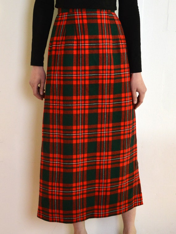 70's long tartan skirt, red and green checked mid… - image 5