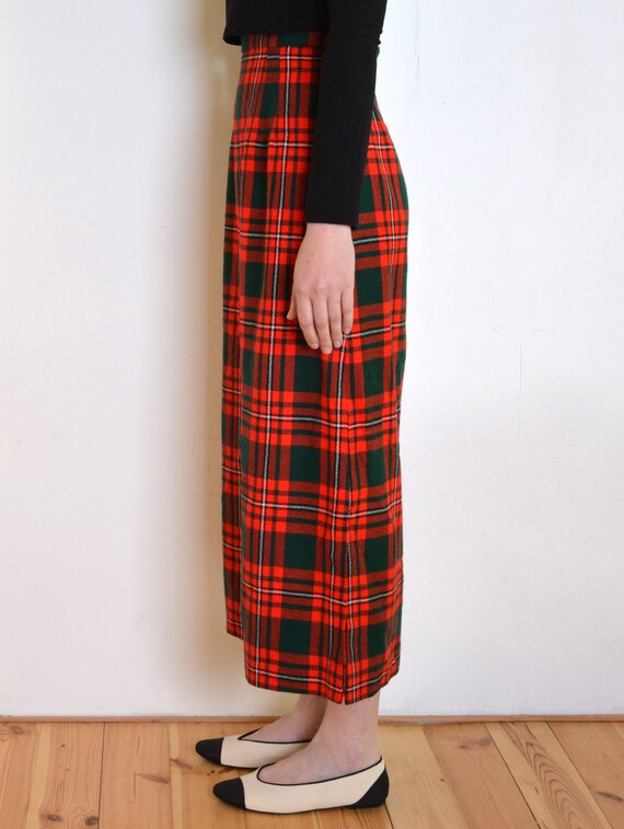 70's long tartan skirt, red and green checked mid… - image 3