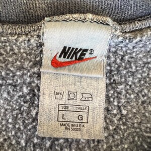 Nike VTG Sweatshirt Blue Green “Sports & Fitness” Screen Print Distressed Y2K bild 3